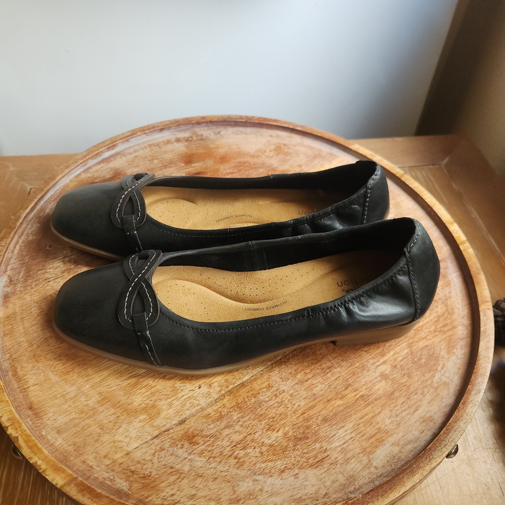 Clarks Dark Navy Leather Women's Ballet - Picture 5 of 5